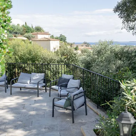 Les Roches * Мандельё-ла-Напуль