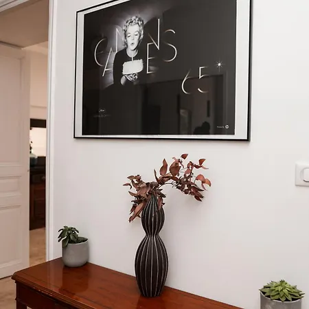 Les Roches Апартаменты *