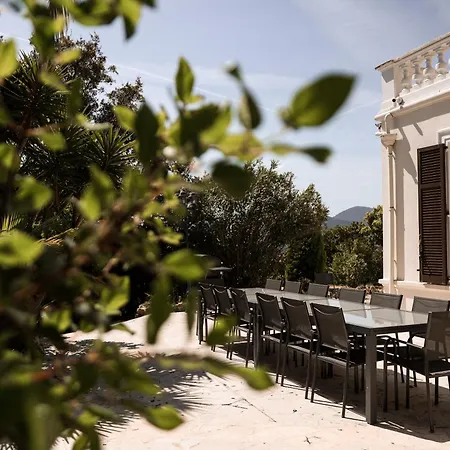 Апартаменты Les Roches *