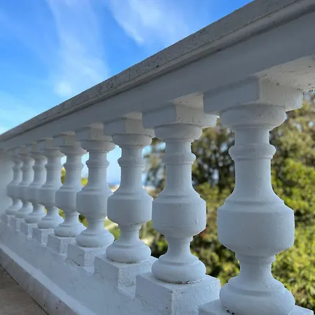 Апартаменты Les Roches *