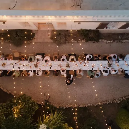 Апартаменты Les Roches Мандельё-ла-Напуль